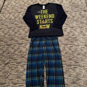 Children's Place Boy's 2 Piece Fitted  Pyjamas Size 10-12 Weekend Starts Now